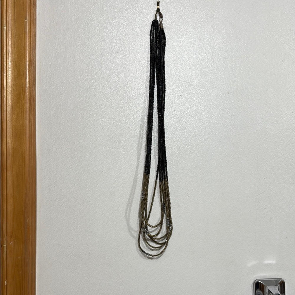 Elegant Black and Gold Beaded Necklace